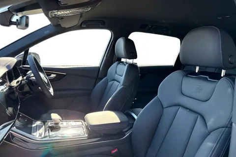 PX75KMG Audi Q7 SUV  Black Edition TDI quattro 231 PS tiptronic Thumbnail #16