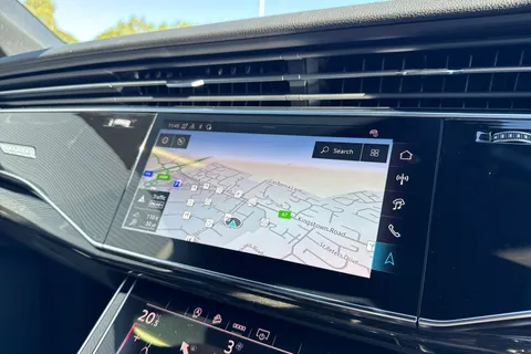 PX75KMG Audi Q7 SUV  Black Edition TDI quattro 231 PS tiptronic Thumbnail #17