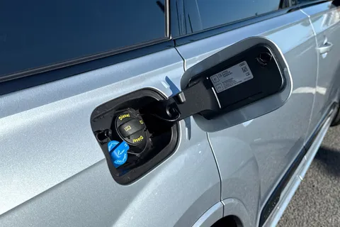 PX75KMG Audi Q7 SUV  Black Edition TDI quattro 231 PS tiptronic Thumbnail #30