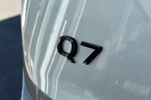 PX75KMG Audi Q7 SUV  Black Edition TDI quattro 231 PS tiptronic Thumbnail #34