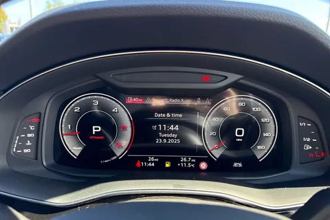 PX75KMG Audi Q7 SUV  Black Edition TDI quattro 231 PS tiptronic Thumbnail #56