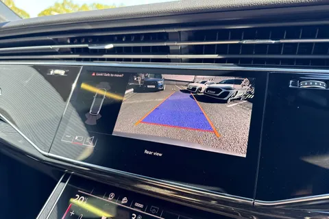 PX75KMG Audi Q7 SUV  Black Edition TDI quattro 231 PS tiptronic Thumbnail #59