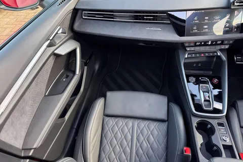 BW25OTR Audi S3 Black Edition TFSI  333 PS S tronic Thumbnail #14