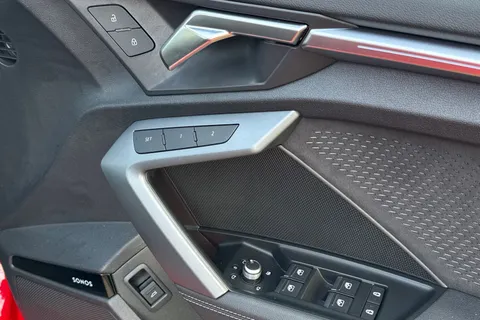 BW25OTR Audi S3 Black Edition TFSI  333 PS S tronic Thumbnail #42