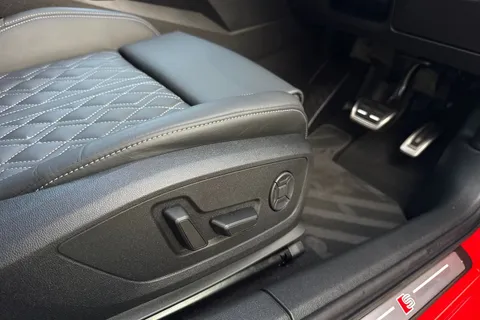 BW25OTR Audi S3 Black Edition TFSI  333 PS S tronic Thumbnail #43