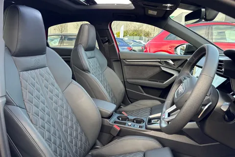 BW25OTR Audi S3 Black Edition TFSI  333 PS S tronic Thumbnail #44