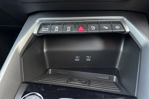 BW25OTR Audi S3 Black Edition TFSI  333 PS S tronic Thumbnail #58