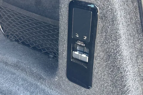 KK24AEM Land Rover Range Rover Sport 3.0 D300 Dynamic SE 5dr Thumbnail #29