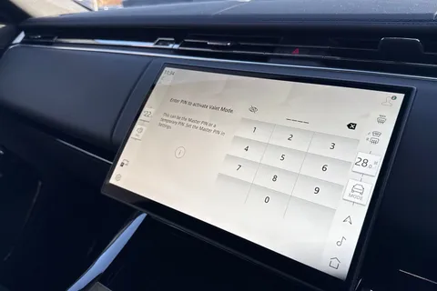 KK24AEM Land Rover Range Rover Sport 3.0 D300 Dynamic SE 5dr Thumbnail #43