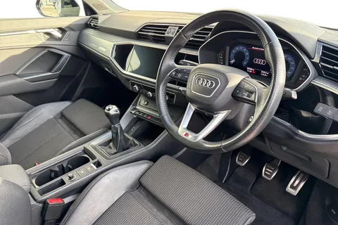 GJ70JGU Audi Q3 1.5 TFSI CoD 35 S line Euro 6 (s/s) 5dr Thumbnail #14