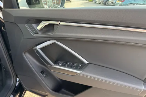 GJ70JGU Audi Q3 1.5 TFSI CoD 35 S line Euro 6 (s/s) 5dr Thumbnail #21