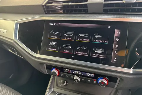 GJ70JGU Audi Q3 1.5 TFSI CoD 35 S line Euro 6 (s/s) 5dr Thumbnail #25