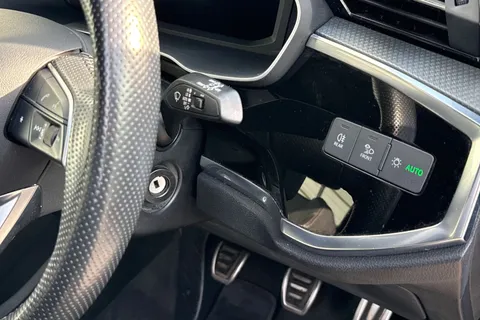 GJ70JGU Audi Q3 1.5 TFSI CoD 35 S line Euro 6 (s/s) 5dr Thumbnail #37