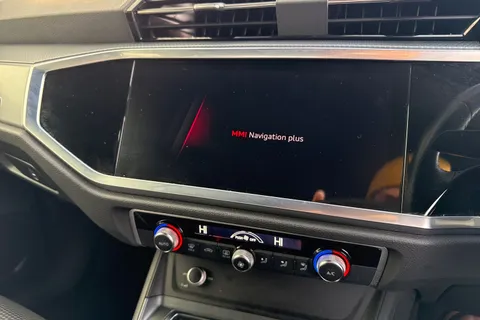 GJ70JGU Audi Q3 1.5 TFSI CoD 35 S line Euro 6 (s/s) 5dr Thumbnail #39