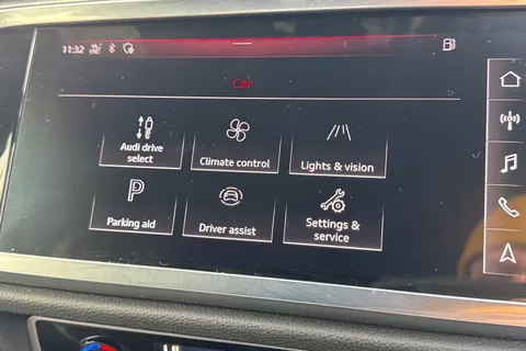 GJ70JGU Audi Q3 1.5 TFSI CoD 35 S line Euro 6 (s/s) 5dr Thumbnail #46