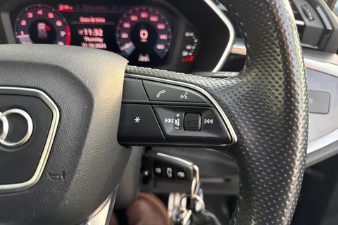 GJ70JGU Audi Q3 1.5 TFSI CoD 35 S line Euro 6 (s/s) 5dr Thumbnail #52