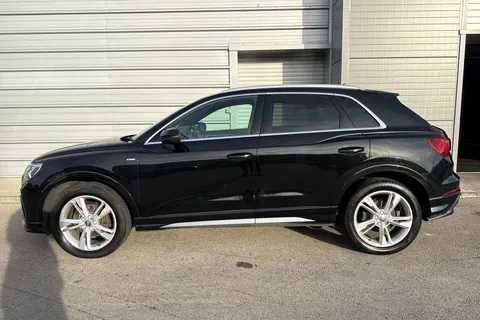 GJ70JGU Audi Q3 1.5 TFSI CoD 35 S line Euro 6 (s/s) 5dr Thumbnail #58