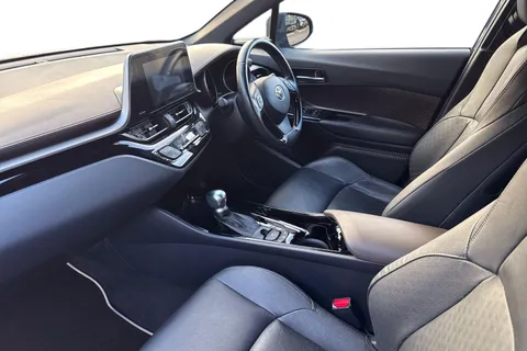 PF18OCH Toyota C-Hr 1.8 VVT-h Excel CVT Euro 6 (s/s) 5dr Thumbnail #10