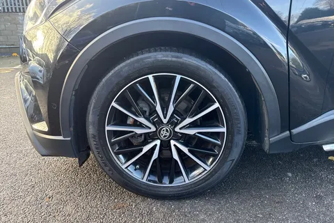 PF18OCH Toyota C-Hr 1.8 VVT-h Excel CVT Euro 6 (s/s) 5dr Thumbnail #24