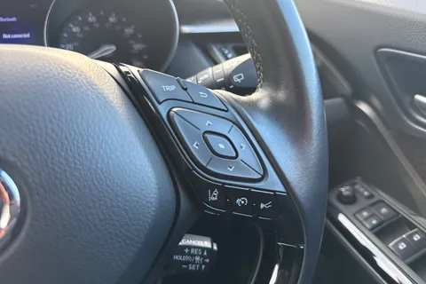 PF18OCH Toyota C-Hr 1.8 VVT-h Excel CVT Euro 6 (s/s) 5dr Thumbnail #36