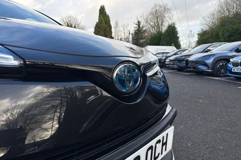 PF18OCH Toyota C-Hr 1.8 VVT-h Excel CVT Euro 6 (s/s) 5dr Thumbnail #41