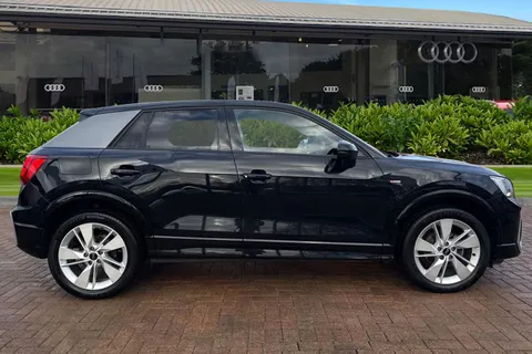 GJ74EPE Audi Q2 S line 35 TFSI  150 PS S tronic Thumbnail #4