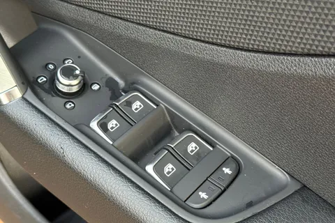 GJ74EPE Audi Q2 S line 35 TFSI  150 PS S tronic Thumbnail #43