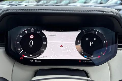 DY24YTP Land Rover Range Rover 3.0 D350 Autobiography 5dr Thumbnail #18