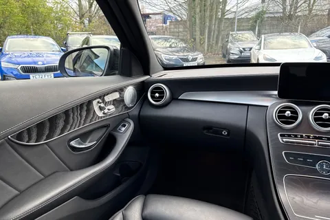 HX21ZBD Mercedes-Benz C Class 1.5 C200 MHEV AMG Line Night Edition (Premium Plus) G-Tronic+ Euro 6 (s/s) 5dr Thumbnail #16