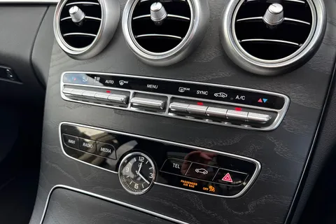 HX21ZBD Mercedes-Benz C Class 1.5 C200 MHEV AMG Line Night Edition (Premium Plus) G-Tronic+ Euro 6 (s/s) 5dr Thumbnail #20