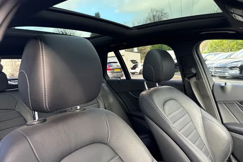 HX21ZBD Mercedes-Benz C Class 1.5 C200 MHEV AMG Line Night Edition (Premium Plus) G-Tronic+ Euro 6 (s/s) 5dr Thumbnail #22