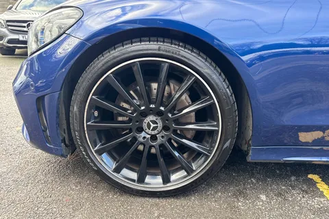 HX21ZBD Mercedes-Benz C Class 1.5 C200 MHEV AMG Line Night Edition (Premium Plus) G-Tronic+ Euro 6 (s/s) 5dr Thumbnail #24