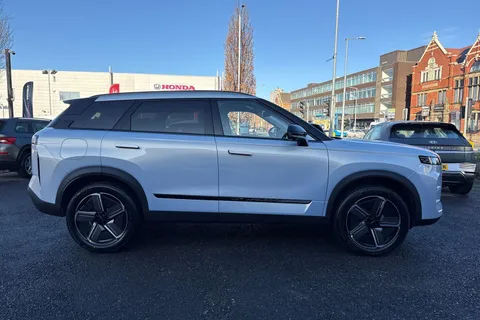 Jaecoo 7 1.5T SHS 18.3kWh Luxury SUV 5dr Petrol Plug-in Hybrid Auto Euro 6 (s/s) (204 ps) Thumbnail #3