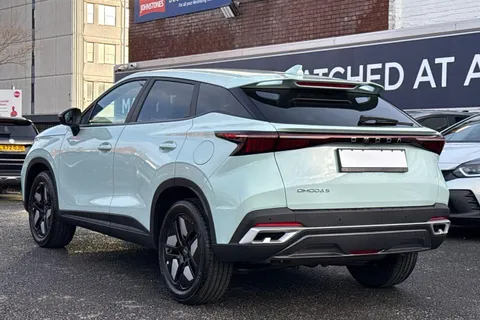 Omoda 5 1.6 TGDI Knight DCT Euro 6 (s/s) 5dr Thumbnail #2