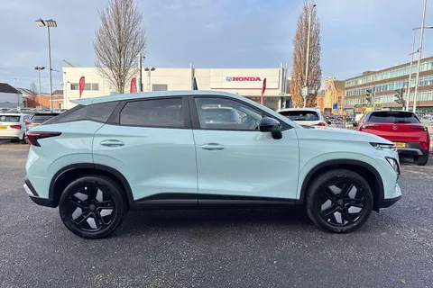 Omoda 5 1.6 TGDI Knight DCT Euro 6 (s/s) 5dr Thumbnail #3