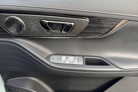 Omoda 5 1.6 TGDI Knight DCT Euro 6 (s/s) 5dr Thumbnail #17