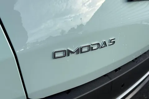 Omoda 5 1.6 TGDI Knight DCT Euro 6 (s/s) 5dr Thumbnail #24