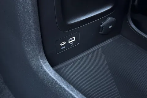 Jaecoo 7 1.5T SHS 18.3kWh Luxury SUV 5dr Petrol Plug-in Hybrid Auto Euro 6 (s/s) (204 ps) Thumbnail #35