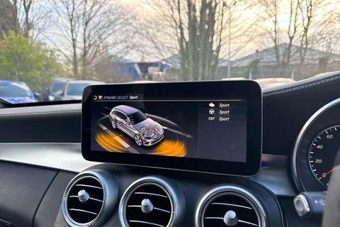 HX21ZBD Mercedes-Benz C Class 1.5 C200 MHEV AMG Line Night Edition (Premium Plus) G-Tronic+ Euro 6 (s/s) 5dr Thumbnail #47