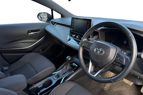 SK72KDX Toyota Corolla 1.8 VVT-h Icon CVT Euro 6 (s/s) 5dr Thumbnail #8