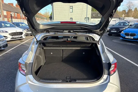 SK72KDX Toyota Corolla 1.8 VVT-h Icon CVT Euro 6 (s/s) 5dr Thumbnail #10