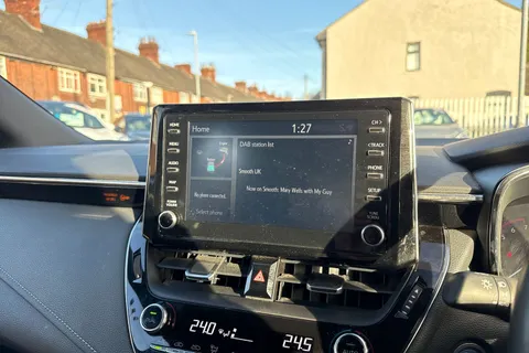 SK72KDX Toyota Corolla 1.8 VVT-h Icon CVT Euro 6 (s/s) 5dr Thumbnail #12