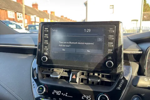 SK72KDX Toyota Corolla 1.8 VVT-h Icon CVT Euro 6 (s/s) 5dr Thumbnail #33