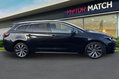 FP72WFN Toyota Corolla 1.8 VVT-h Design Touring Sports CVT Euro 6 (s/s) 5dr Thumbnail #4