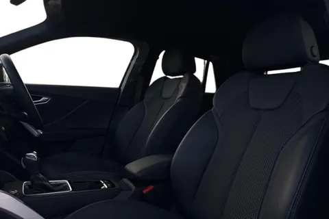 DK25XKD Audi Q2 S line 35 TFSI  150 PS S tronic Thumbnail #16