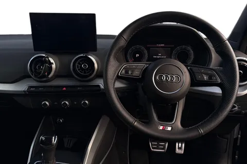 DK25XKD Audi Q2 S line 35 TFSI  150 PS S tronic Thumbnail #18