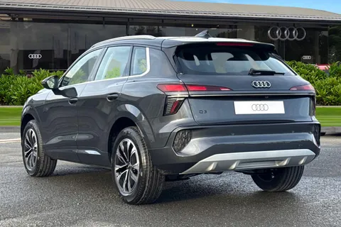  Audi Q3 1.5 TFSI Sport SUV 5dr Petrol S Tronic Euro 6 (s/s) (150 ps) Thumbnail #2