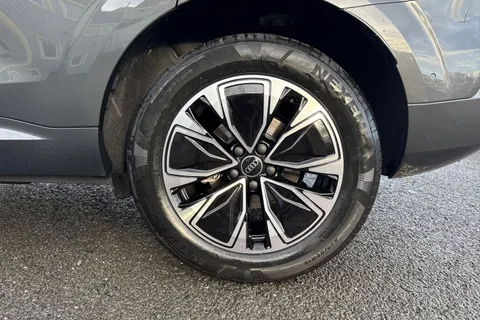  Audi Q3 1.5 TFSI Sport SUV 5dr Petrol S Tronic Euro 6 (s/s) (150 ps) Thumbnail #22