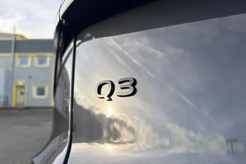  Audi Q3 1.5 TFSI Sport SUV 5dr Petrol S Tronic Euro 6 (s/s) (150 ps) Thumbnail #31