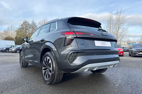  Audi Q3 1.5 TFSI Sport SUV 5dr Petrol S Tronic Euro 6 (s/s) (150 ps) Thumbnail #33